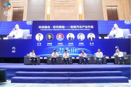 跨界融合浪潮下，汽車(chē)技術(shù)開(kāi)發(fā)的新挑戰(zhàn)與新路徑